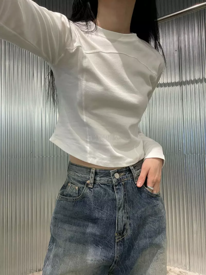 Howl - Korean Women Fashion - #momslook - Short Stitch Long Sleeve Tee