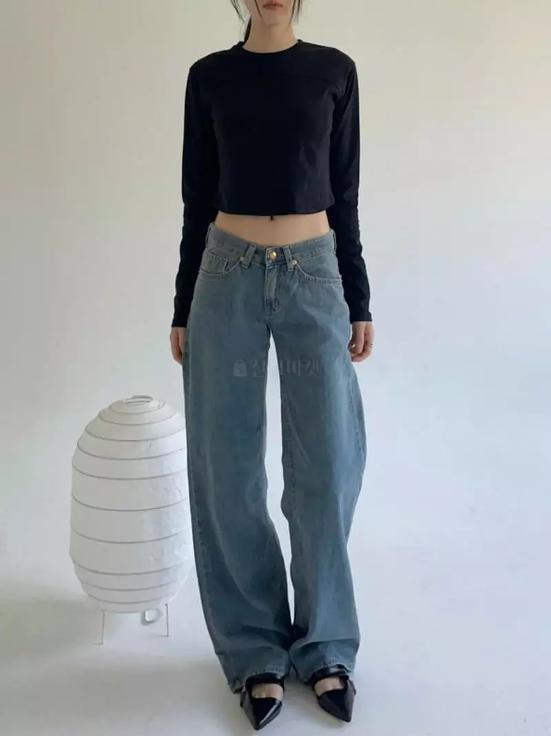 Howl - Korean Women Fashion - #momslook - Short Stitch Long Sleeve Tee - 10