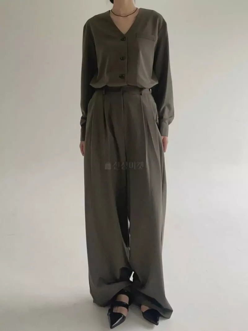Howl - Korean Women Fashion - #momslook - Moa Banding Slacks
