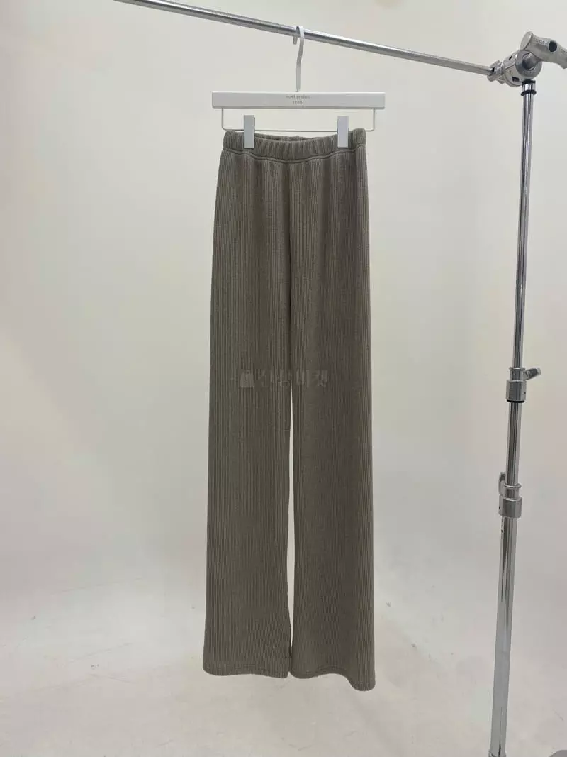 Howl - Korean Women Fashion - #vintageinspired - Knit Slit Pants