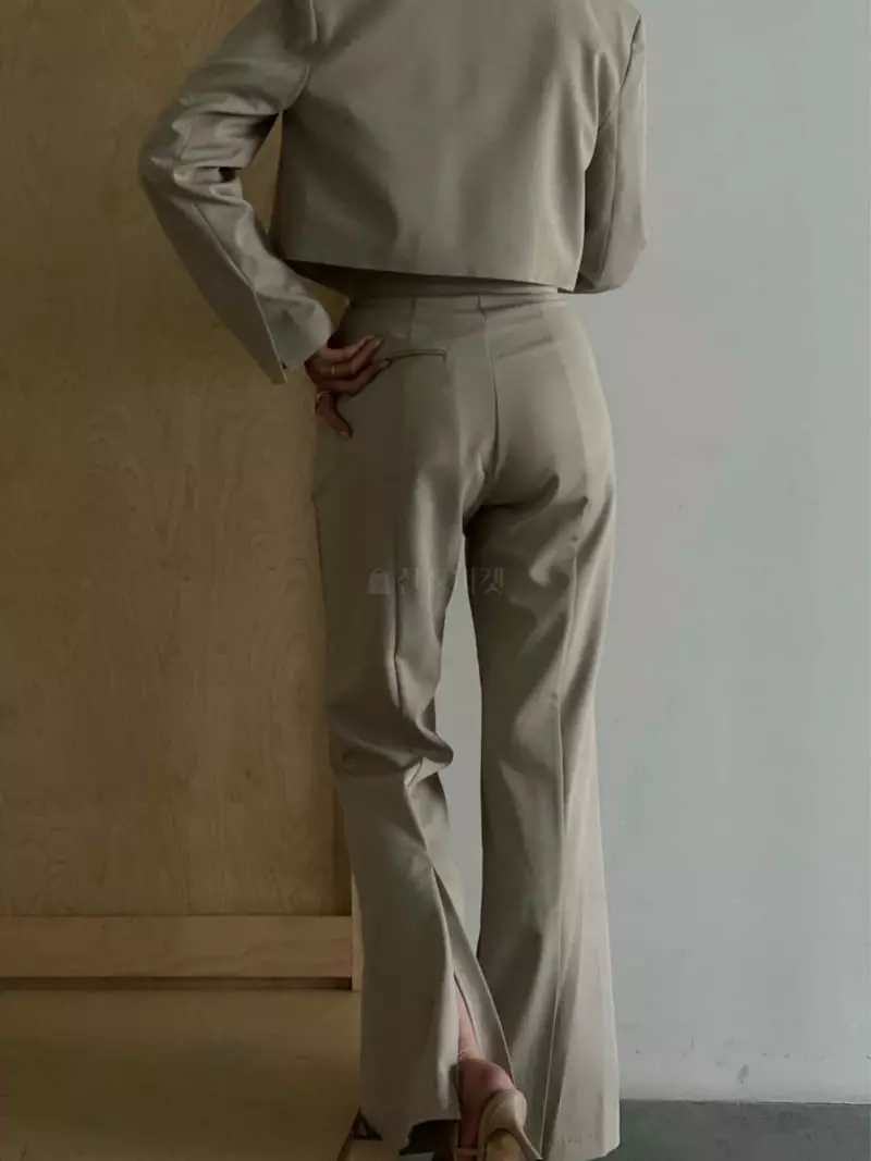 Howl - Korean Women Fashion - #momslook - Corner Slit Bootcut Slacks - 4