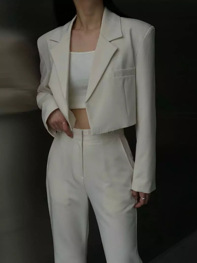 Howl - Korean Women Fashion - #womensfashion - Corner Short Blazer - 7