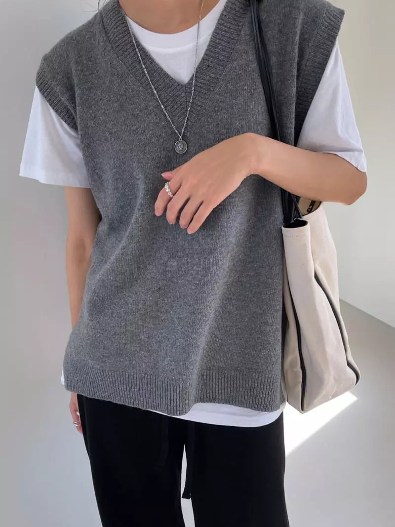 Imagine - Korean Women Fashion - #romanticstyle - Olem Vest - 8