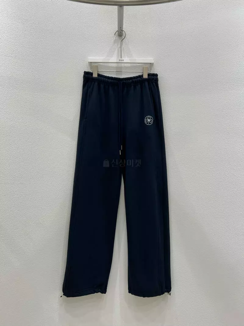 Inni - Korean Women Fashion - #momslook - Clover Embroidery Pants - 7