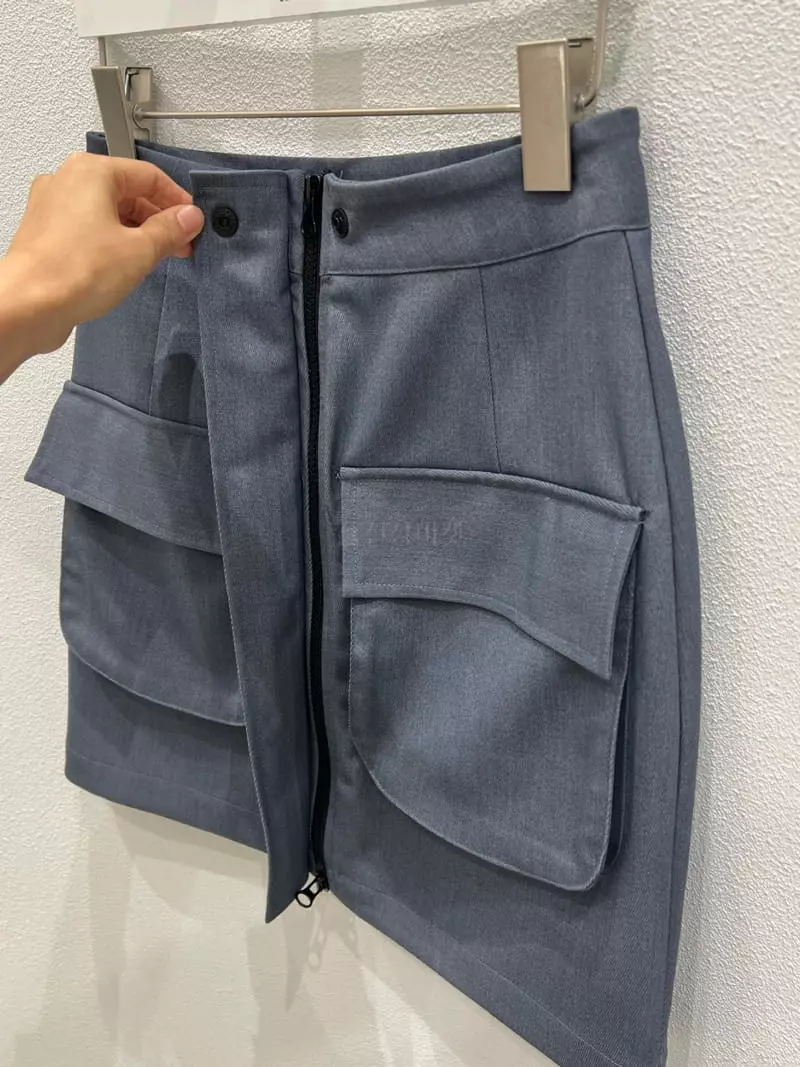 Inni - Korean Women Fashion - #womensfashion - Cai Pocket Mini Skirt - 4