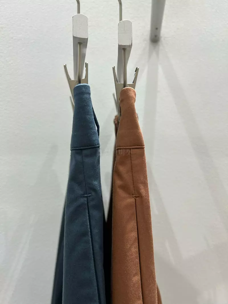 Inni - Korean Women Fashion - #momslook - Off Pintuck Pants - 9