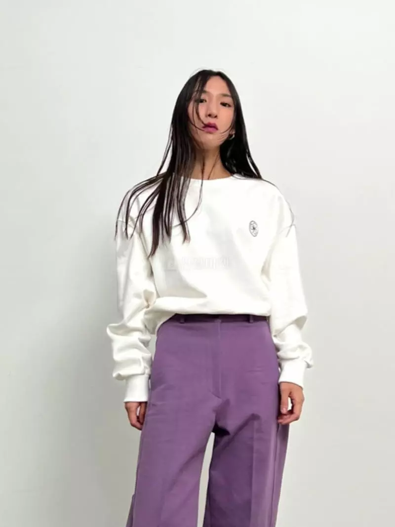 Inni - Korean Women Fashion - #momslook - Clover Embrodiery Sweatshirt - 9