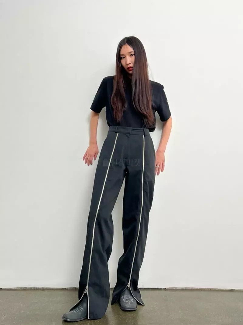 Inni - Korean Women Fashion - #momslook - Zipper Queen Pants - 3