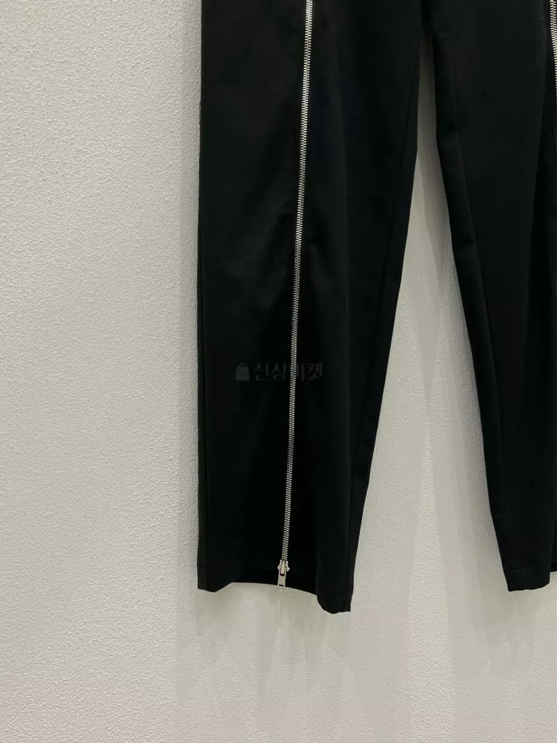 Inni - Korean Women Fashion - #momslook - Zipper Queen Pants - 5