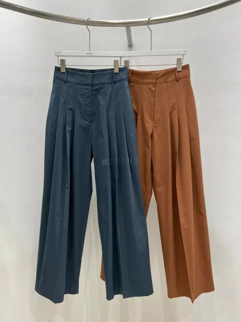 Inni - Korean Women Fashion - #momslook - Off Pintuck Pants - 5