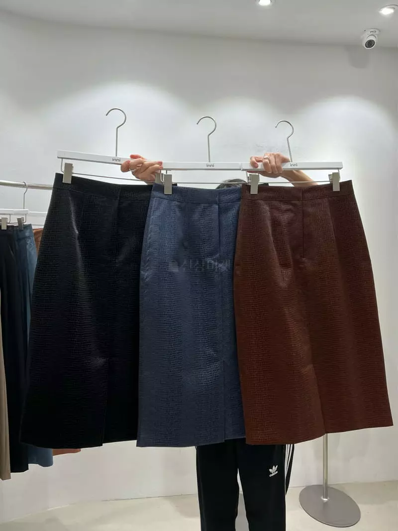 Inni - Korean Women Fashion - #momslook - Leather Skirt - 7