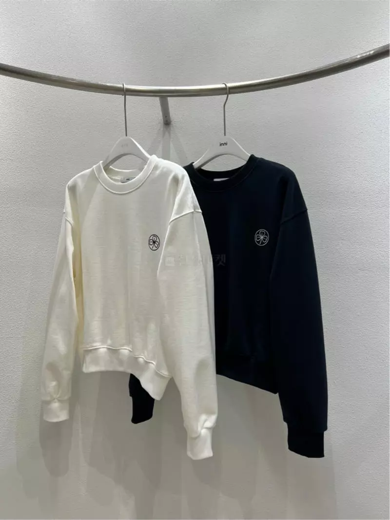 Inni - Korean Women Fashion - #pursuepretty - Clover Embrodiery Sweatshirt - 4