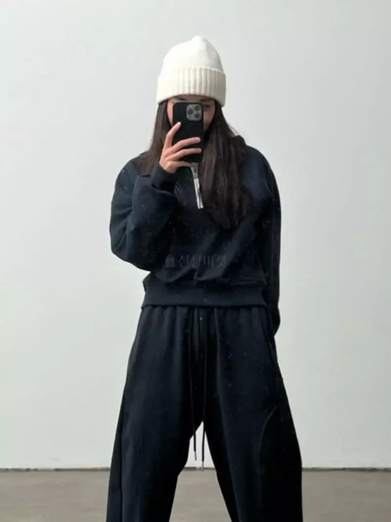 Inni - Korean Women Fashion - #vintageinspired - Ford High Neck Zip-up - 6