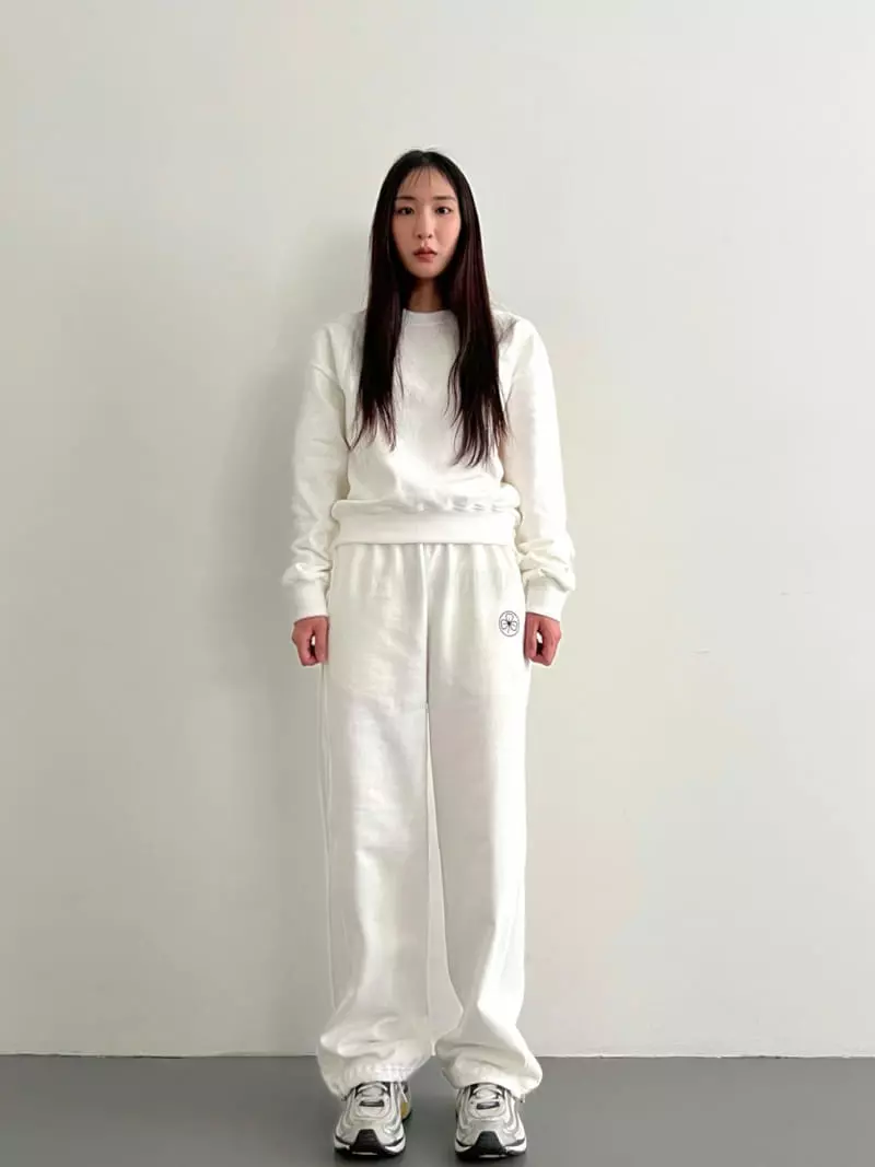 Inni - Korean Women Fashion - #vintageinspired - Clover Set - 2