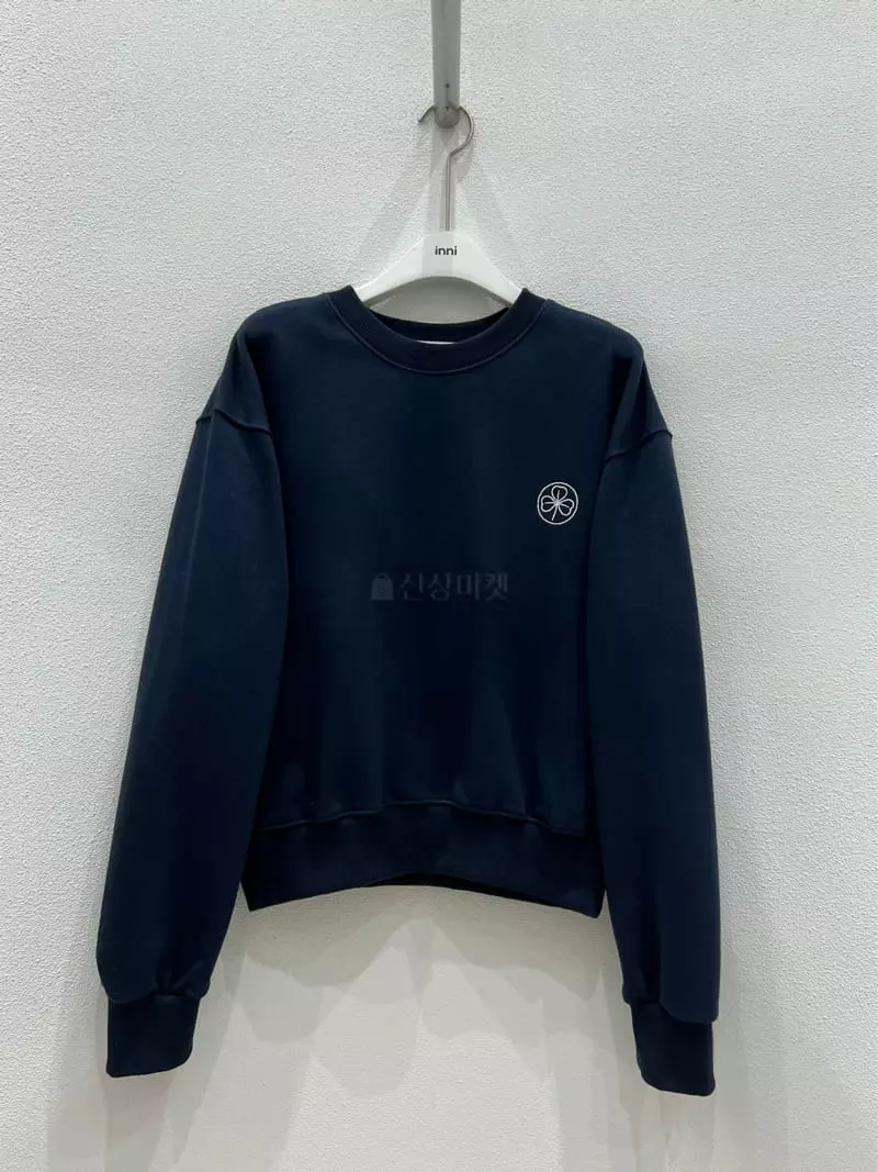 Inni - Korean Women Fashion - #vintagekidsstyle - Clover Embrodiery Sweatshirt - 2