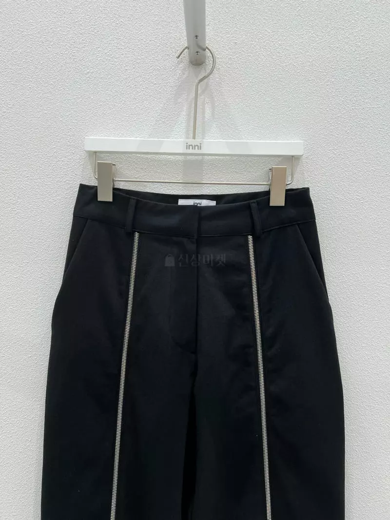 Inni - Korean Women Fashion - #momslook - Queen Zipper Pants - 4