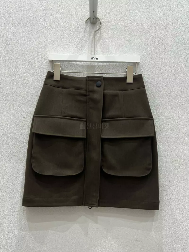 Inni - Korean Women Fashion - #womensfashion - Cai Pocket Mini Skirt - 3