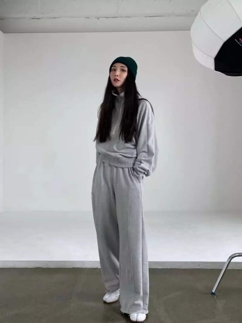 Inni - Korean Women Fashion - #womensfashion - Ford High Neck Zip-up - 5