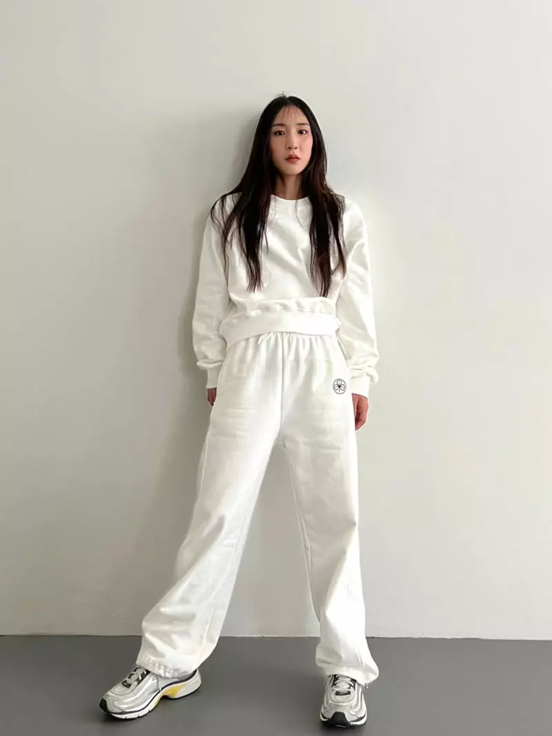 Inni - Korean Women Fashion - #womensfashion - Clover Set