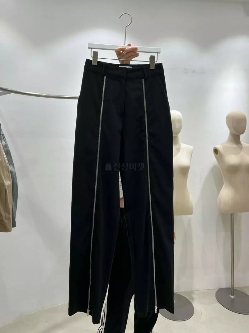 Inni - Korean Women Fashion - #momslook - Zipper Queen Pants - 4