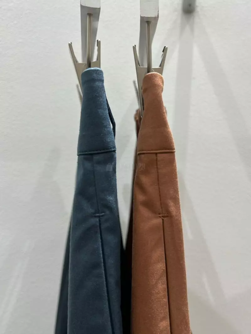 Inni - Korean Women Fashion - #womensfashion - Off Pintuck Pants - 6