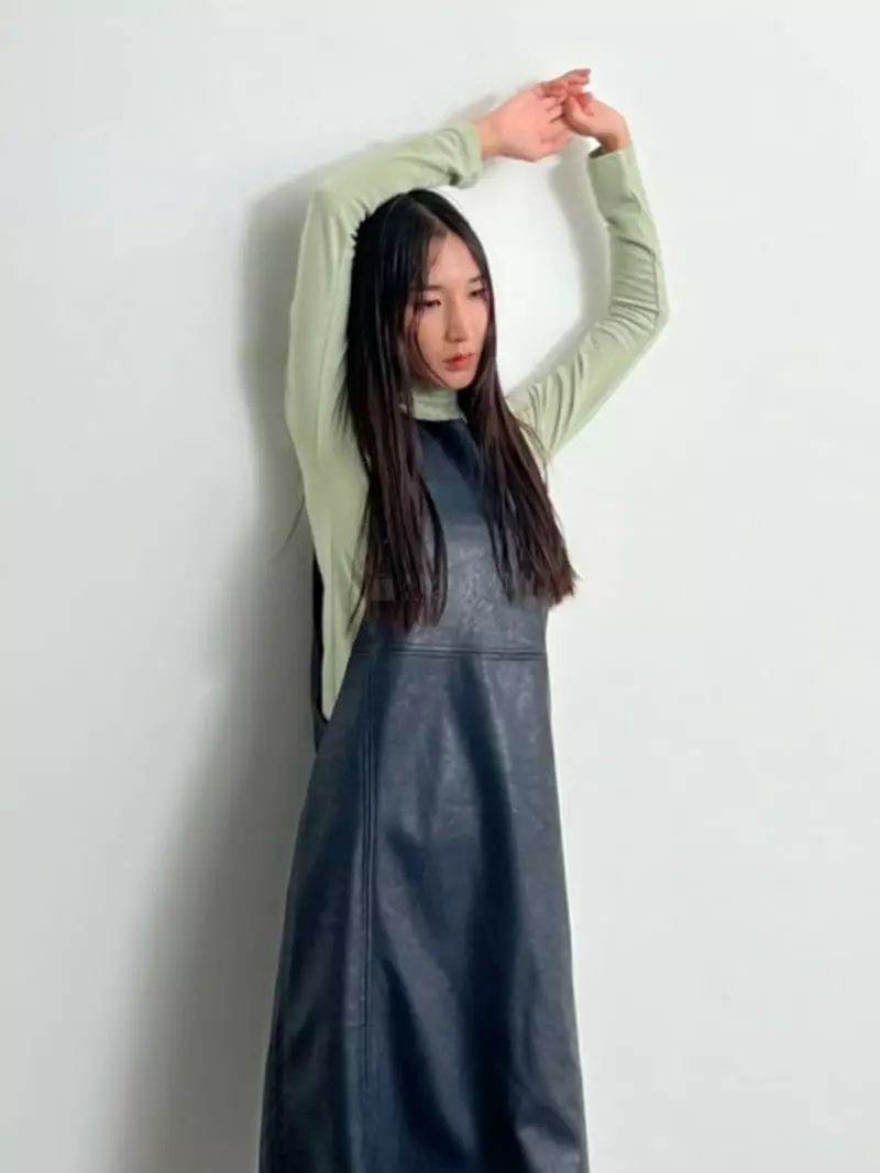Inni - Korean Women Fashion - #womensfashion - D Turtleneck Tee - 3
