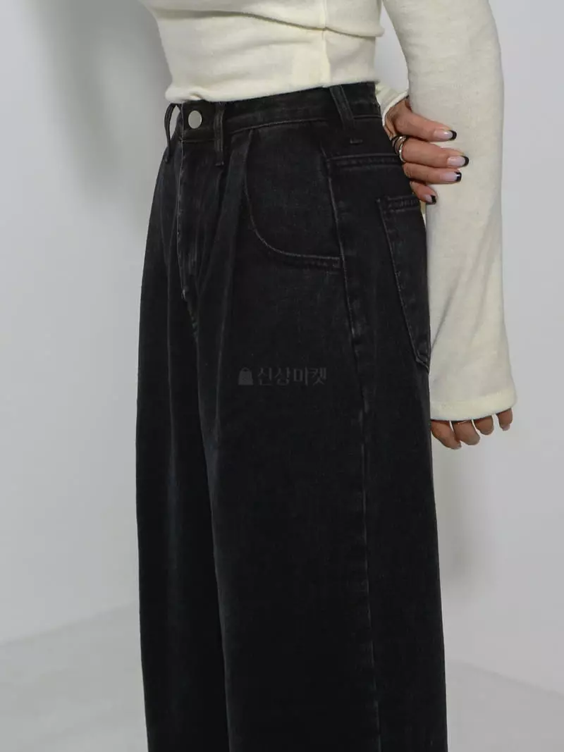 Inssense - Korean Women Fashion - #momslook - Two Pintuck Jeans - 2