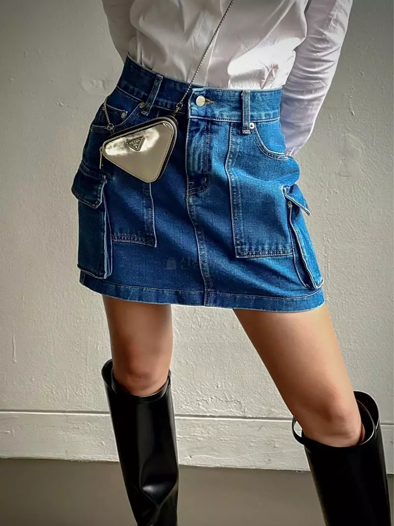 Inssense - Korean Women Fashion - #vintagekidsstyle - Cargo Pocket Mini Skirt - 4