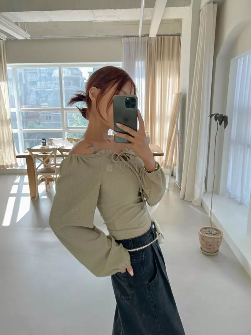 Inssense - Korean Women Fashion - #romanticstyle - Smocked Two Way Blouse - 2