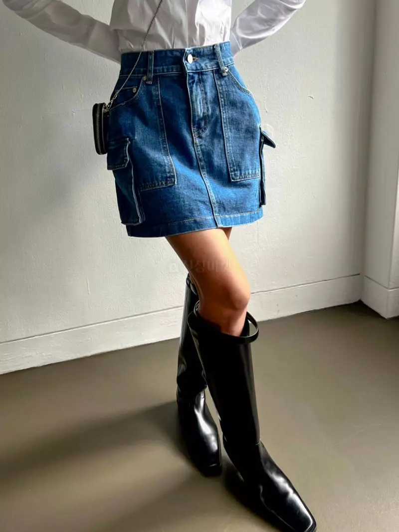 Inssense - Korean Women Fashion - #vintageinspired - Cargo Pocket Mini Skirt - 2