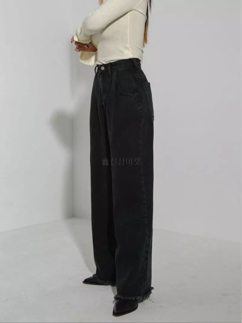 Inssense - Korean Women Fashion - #womensfashion - Two Pintuck Jeans - 3