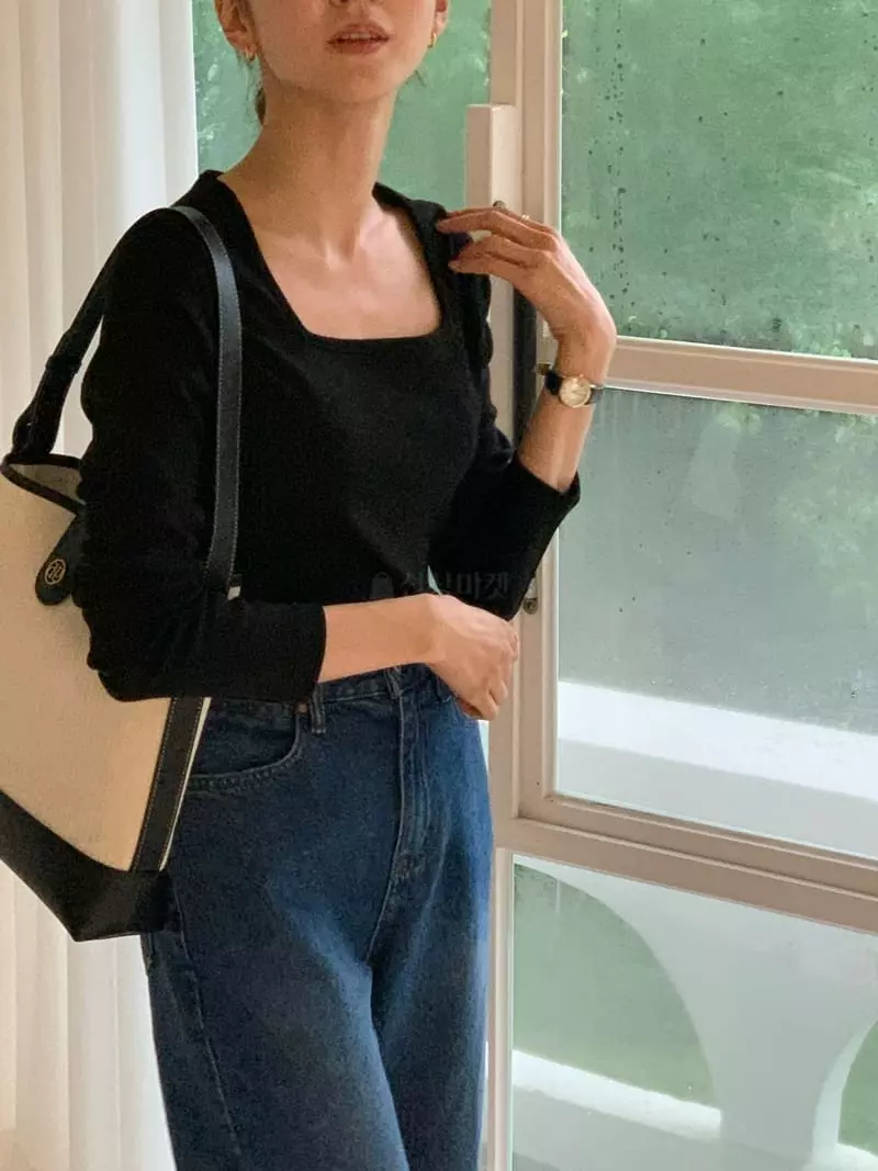 Jinsim - Korean Women Fashion - #momslook - Square Tee - 2