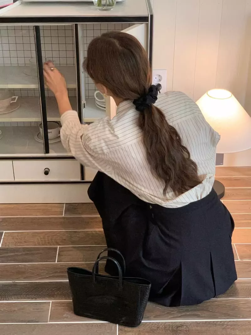 Jinsim - Korean Women Fashion - #momslook - Butter Shirt - 3