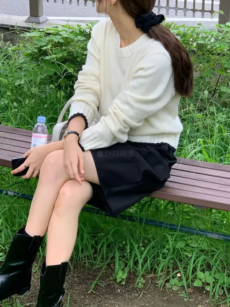 Jinsim - Korean Women Fashion - #momslook - Color Knit Tee - 2