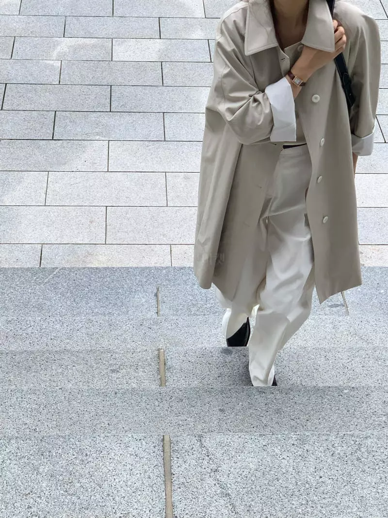 Jinsim - Korean Women Fashion - #vintageinspired - Sand Half Trench Coat - 8