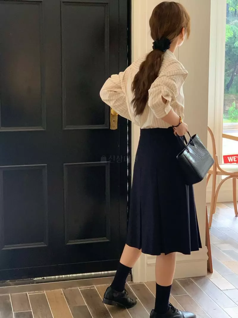 Jinsim - Korean Women Fashion - #vintagekidsstyle - Butter Shirt - 7