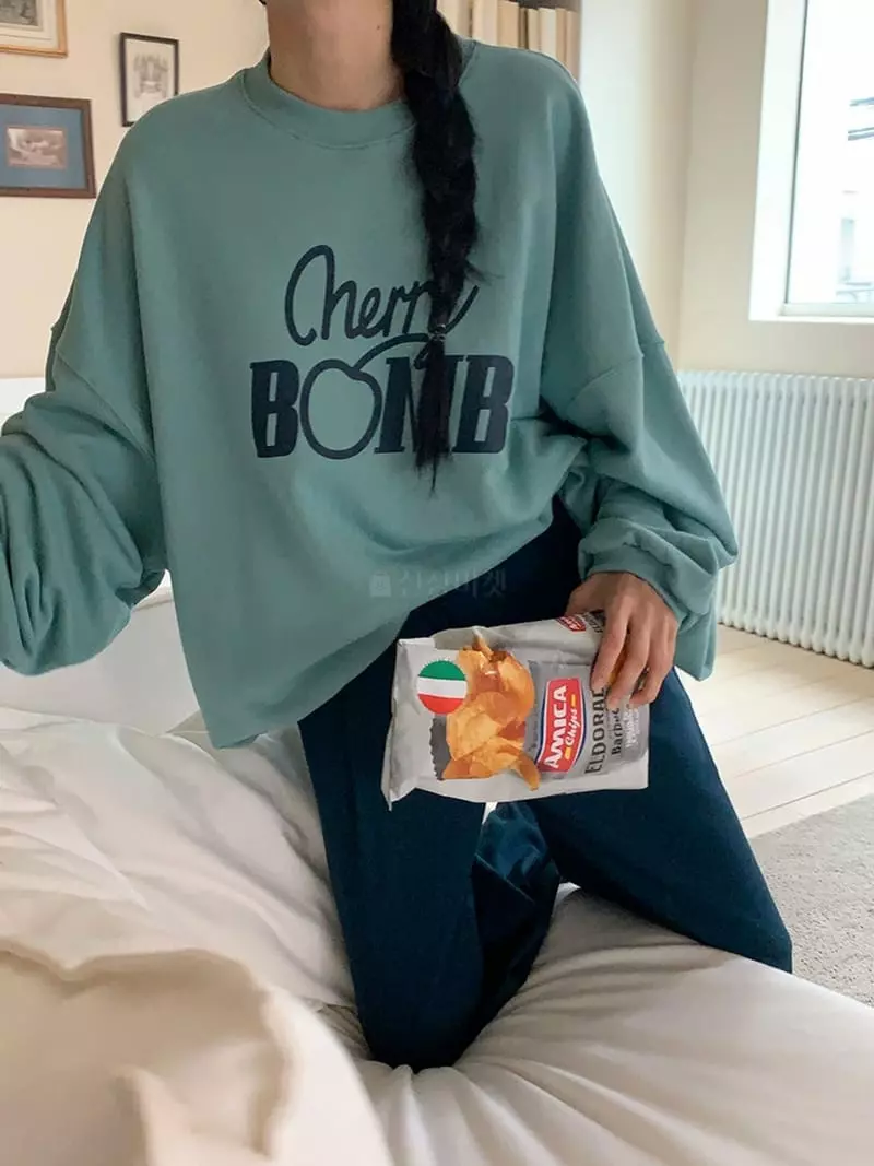 Jkichi - Korean Women Fashion - #momslook - Cherry Bam Sweatshirt - 2