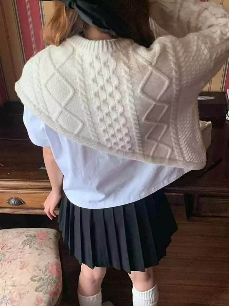 Jkichi - Korean Women Fashion - #thelittlethings - Sasun Round Knit Tee - 3