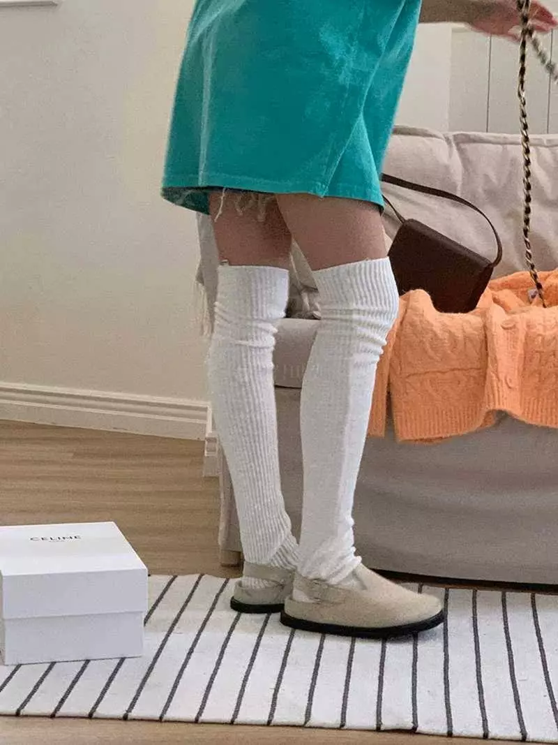 Jkichi - Korean Women Fashion - #vintageinspired - Big Gol Knee Socks - 5