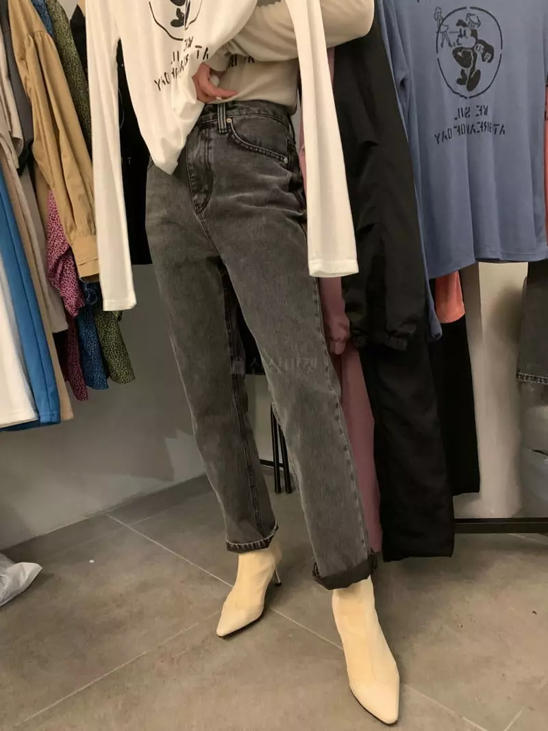 Jupiter - Korean Women Fashion - #momslook - Reform Jeans - 3