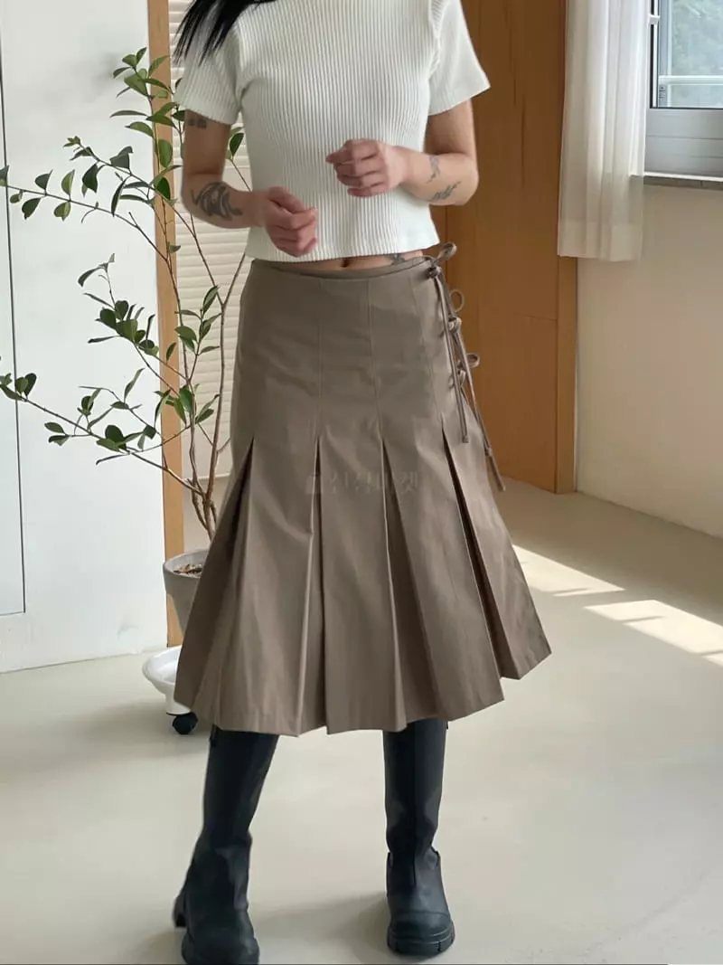 Kare - Korean Women Fashion - #momslook - Wrap Wrinkle Skrit - 2