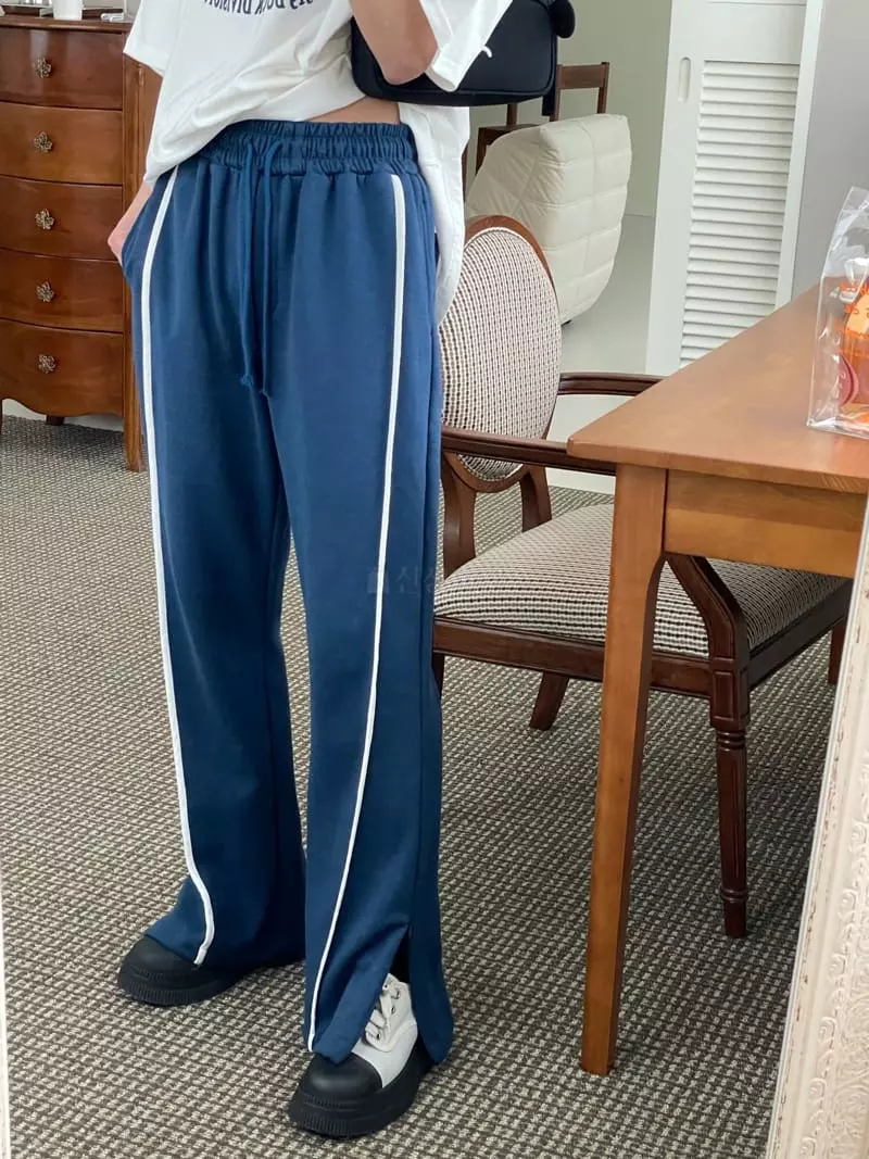 Kare - Korean Women Fashion - #womensfashion - Line Pants - 4