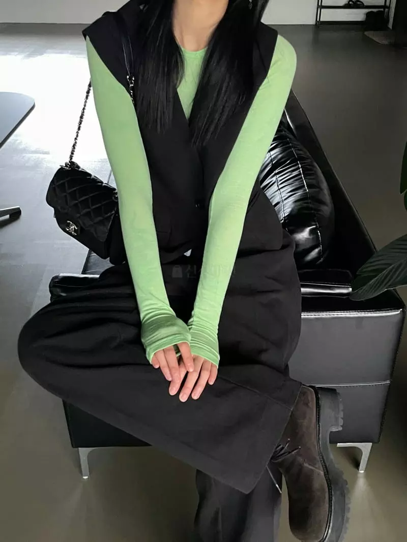 Kare - Korean Women Fashion - #momslook - Ford Vest - 9