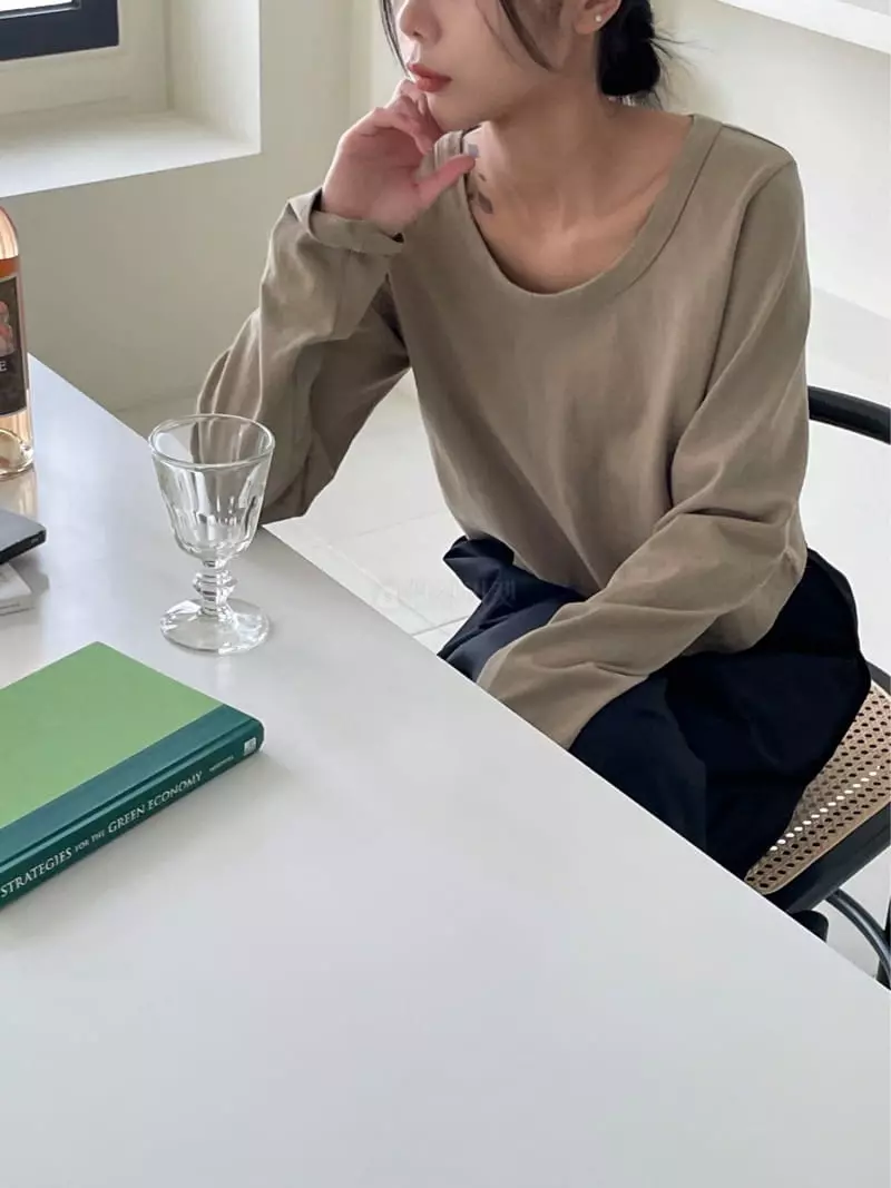 Kare - Korean Women Fashion - #momslook - Crop Tee - 5