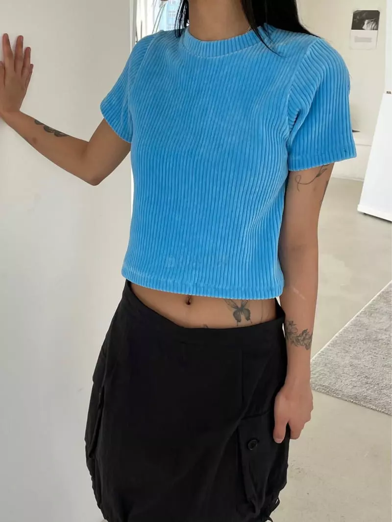 Kare - Korean Women Fashion - #momslook - Belly Tee - 3