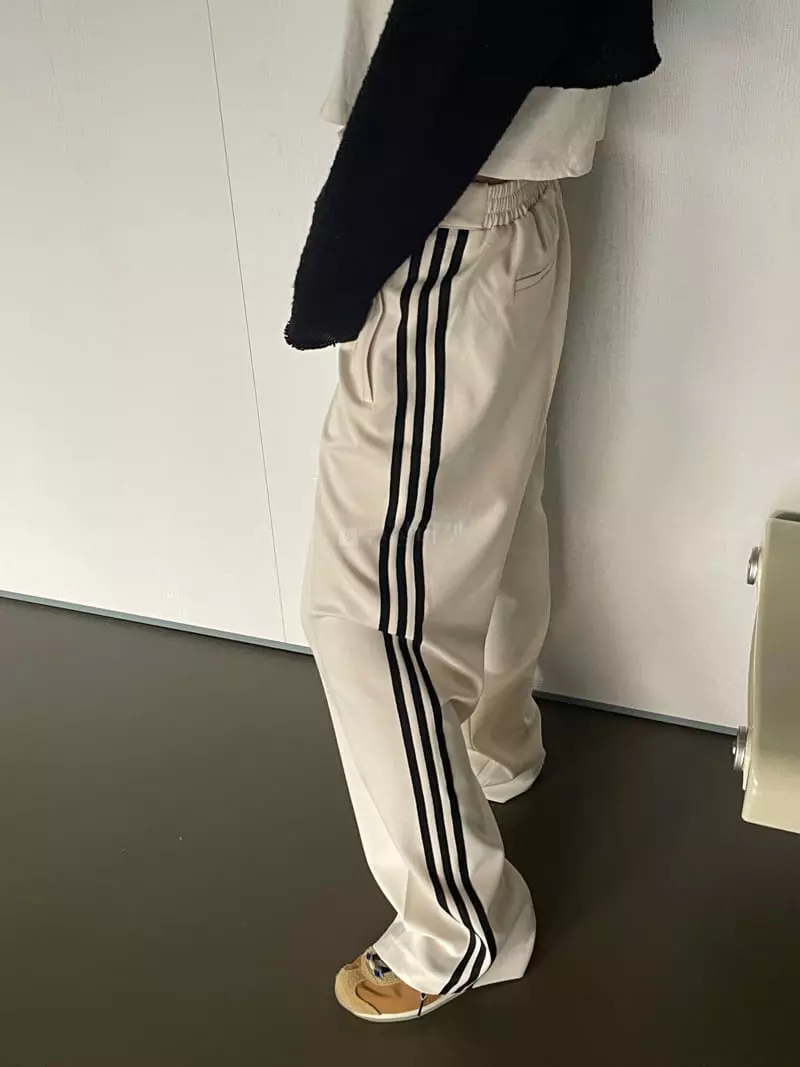 Kare - Korean Women Fashion - #momslook - Bain Pants - 2
