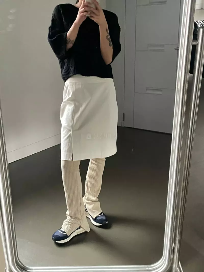 Kare - Korean Women Fashion - #pursuepretty - Low Pants - 2