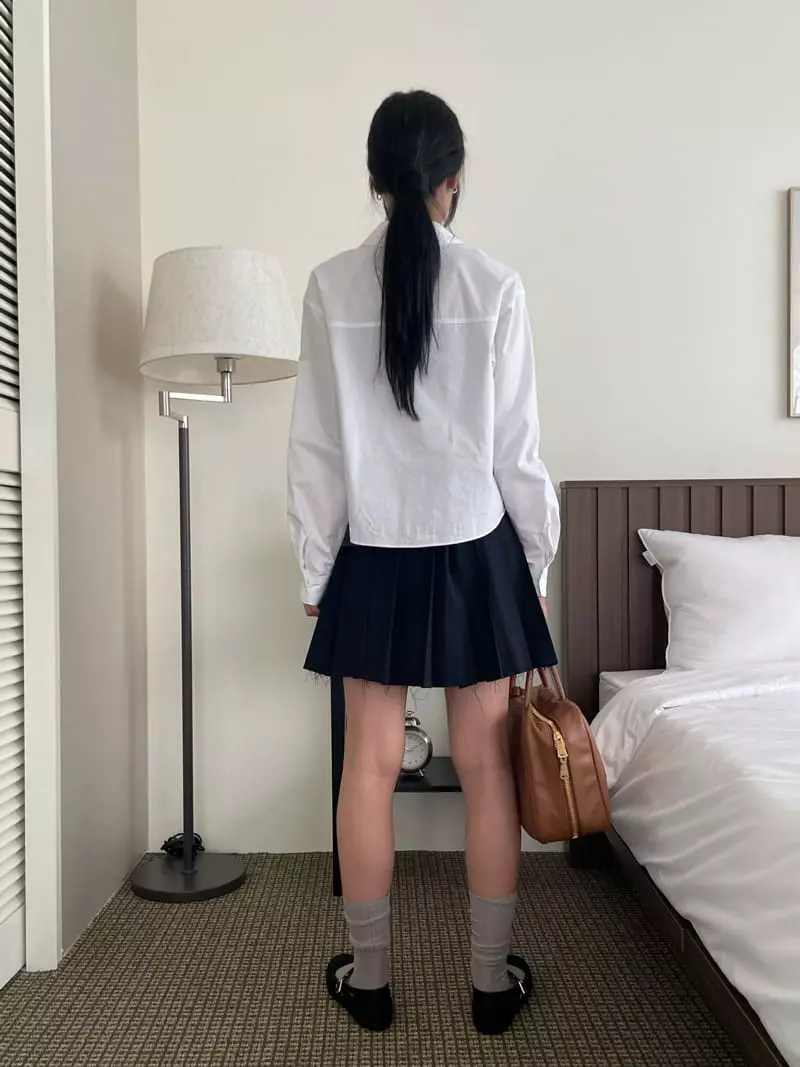 Kare - Korean Women Fashion - #restrostyle - Plain Shirt - 5