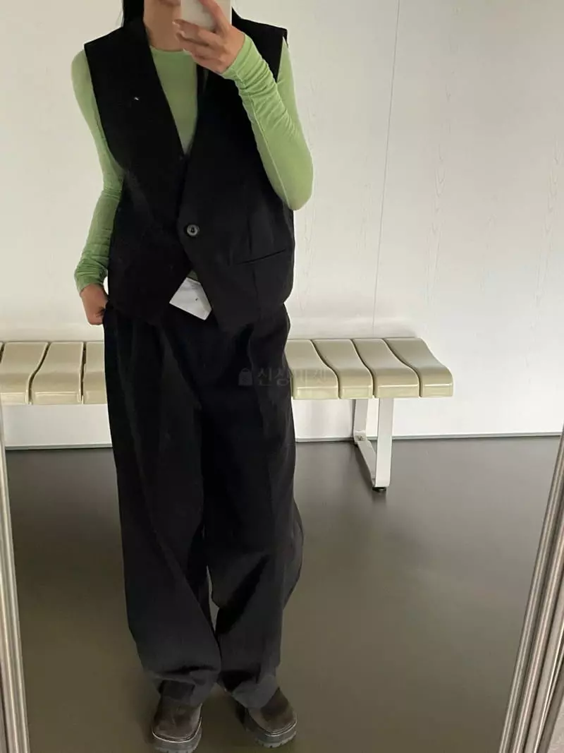 Kare - Korean Women Fashion - #thatsdarling - Ford Vest - 7