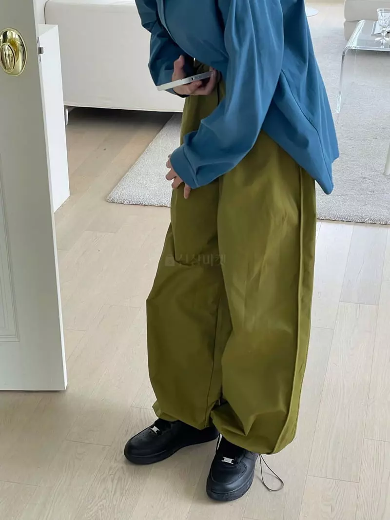 Kare - Korean Women Fashion - #thelittlethings - Regasi Pants - 2